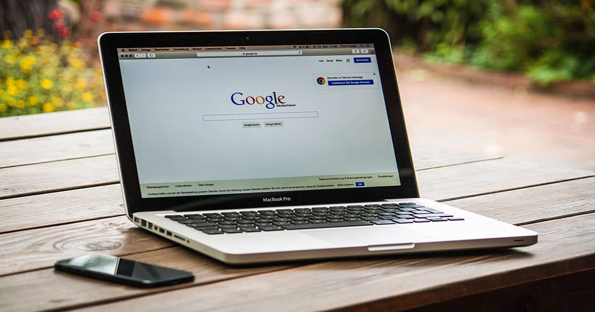 Que sont les recherches associées dans Google ?